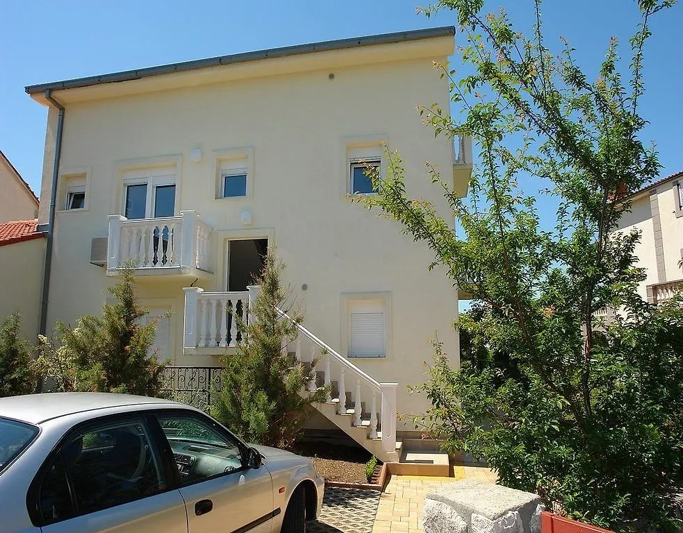 Apartment Fuma-2 By Interhome Jadranovo